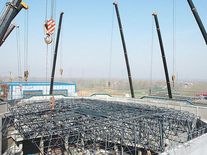 北流网架高空滑移法